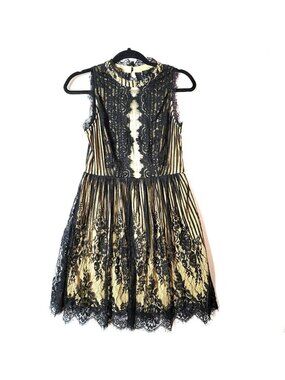 Lovposh Party Dress Womens Sz M Black Lace Overlay Gold Lining Holiday Wear Y2K